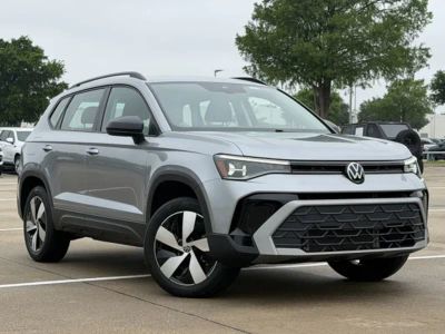 2025 Volkswagen Taos - Photo 2