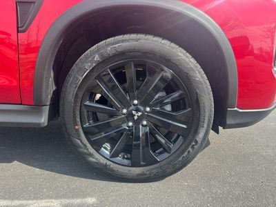 2025 Mitsubishi Outlander Sport — photo 17 view