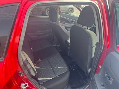 2025 Mitsubishi Outlander Sport — photo 15 view