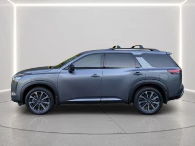 2026 Nissan Pathfinder — side profile view