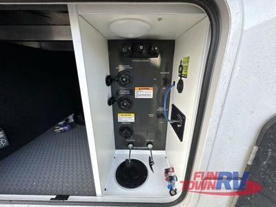 2026 Keystone RV Cougar Half-Ton - Photo 8