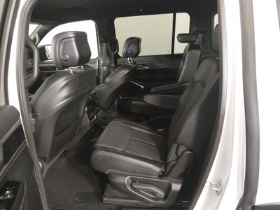 2024 Jeep Wagoneer - Photo 22