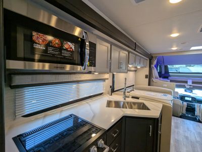 2026 Thor Motor Coach Omni Trail - Photo 16