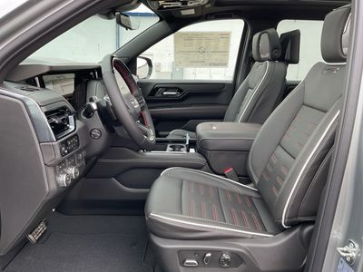 2026 GMC Yukon XL - Photo 9