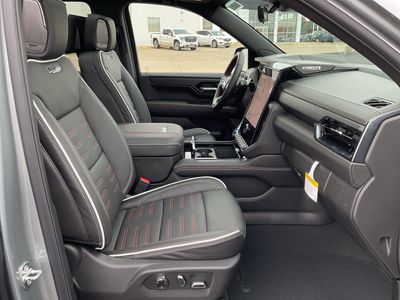 2026 GMC Yukon XL - Photo 15
