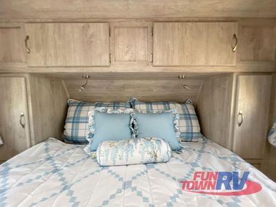 2025 Gulf Stream RV Vintage Yellowstone - Photo 28