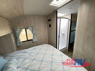 2025 Gulf Stream RV Vintage Yellowstone - Photo 31