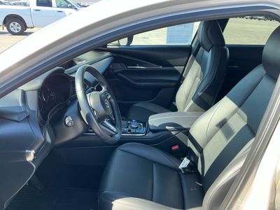 2023 Mazda CX-30 — photo 9 view