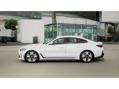 2026 BMW i4 - Photo 4