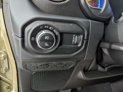 2026 Jeep Gladiator — photo 26 view