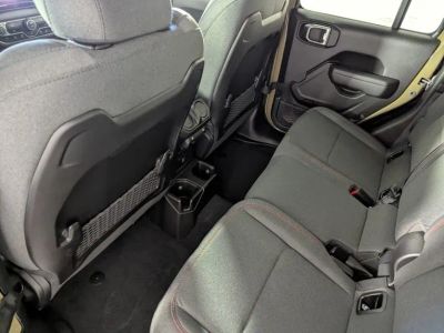 2026 Jeep Gladiator — photo 16 view
