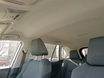 2025 Toyota RAV4 - Photo 20