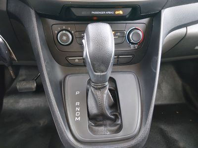 2022 Ford Transit Connect Van - Photo 13