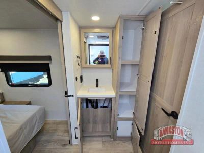 2026 Flagstaff Micro Lite 25FKB — photo 17 view