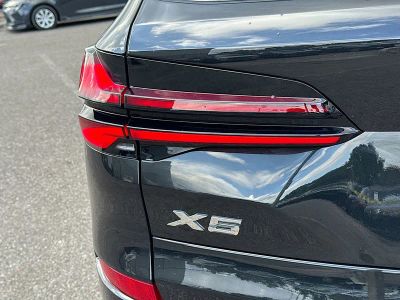 2026 BMW X5 — photo 10 view