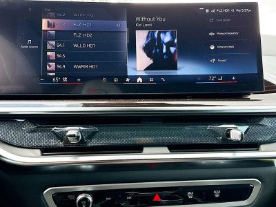 2026 BMW X5 — photo 32 view