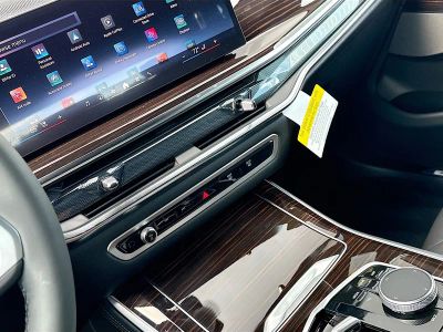 2026 BMW X5 — photo 28 view