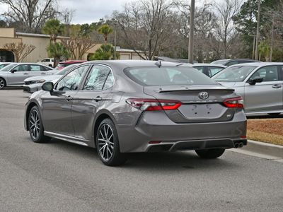 2023 Toyota Camry - Photo 2