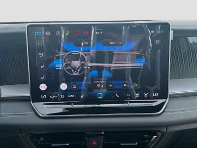 2026 Volkswagen Tiguan — photo 12 view