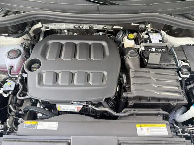 2026 Volkswagen Tiguan — photo 25 view
