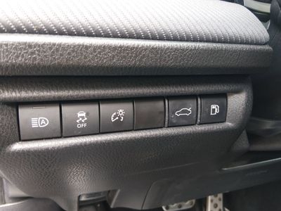 2025 Toyota Camry — photo 13 view