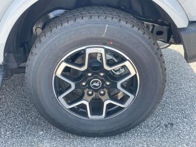 2026 Ford Bronco — photo 8 view