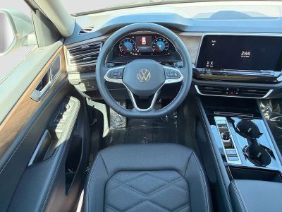 2026 Volkswagen Atlas — photo 16 view