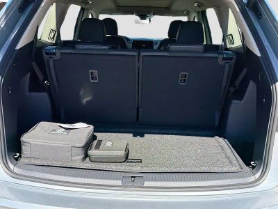 2026 Volkswagen Atlas — photo 11 view