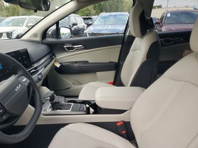 2026 Kia Sportage — photo 8 view