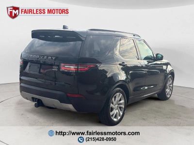 2019 Land Rover Discovery — detail view