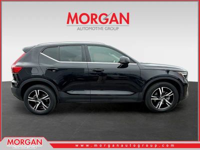 2023 Volvo XC40 — side profile view