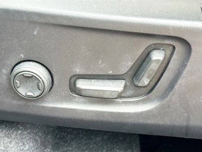 2023 Volvo XC40 — photo 25 view