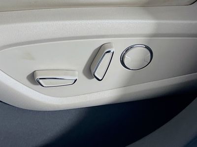 2020 Lincoln Nautilus - Photo 13