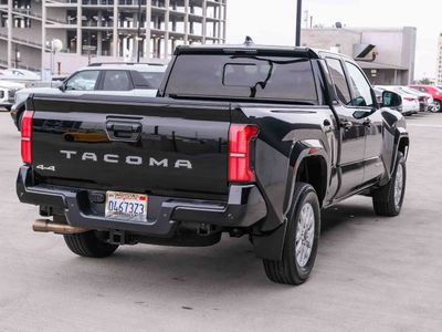 2024 Toyota Tacoma - Photo 4
