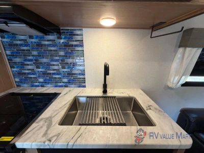 2022 Prime Time RV Avenger - Photo 13
