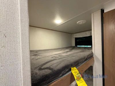 2022 Prime Time RV Avenger - Photo 20