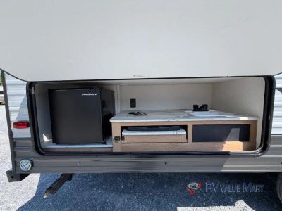 2022 Prime Time RV Avenger - Photo 9