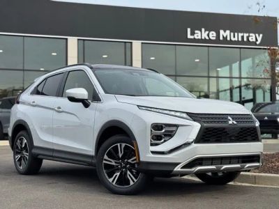 2026 Mitsubishi Eclipse Cross LE in Diamond White — front three-quarter view