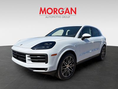 2025 Porsche Cayenne - Photo 2