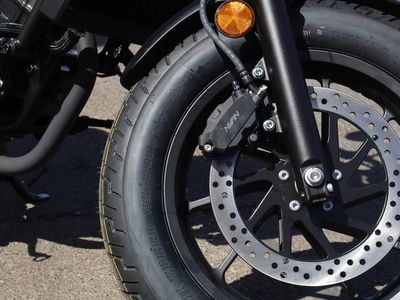 2025 Honda Rebel 300 - Photo 10