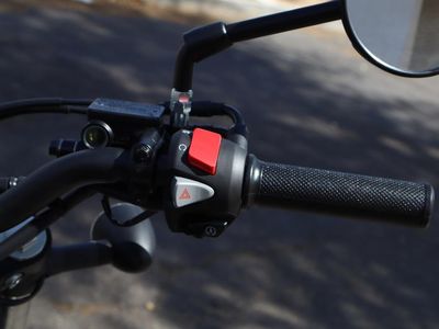 2025 Honda Rebel 300 - Photo 15