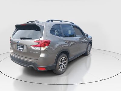 2023 Subaru Forester - Photo 7