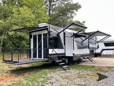 2026 Brinkley Model G - Photo 17
