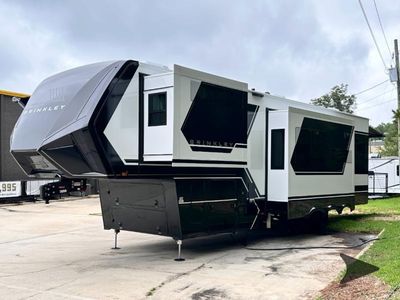 2026 Brinkley Model G - Photo 9