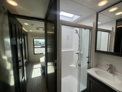 2026 Jayco SENECA PRESTIGE - Photo 18