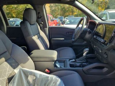 2026 Nissan Frontier — photo 30 view
