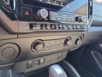 2026 Nissan Frontier — photo 17 view