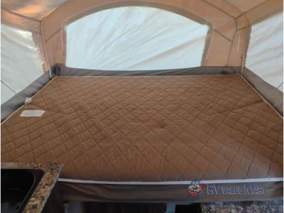 2017 Coachmen RV Clipper Camping Trailers — photo 17 view