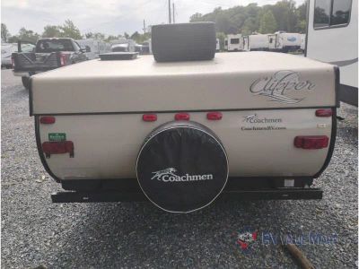 2017 Coachmen RV Clipper Camping Trailers — photo 7 view