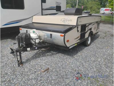 2017 Coachmen RV Clipper Camping Trailers — interior view